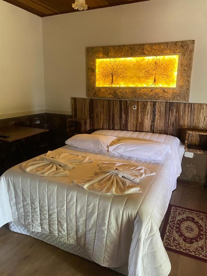 Deluxe Double Room,1498596904:JPEG